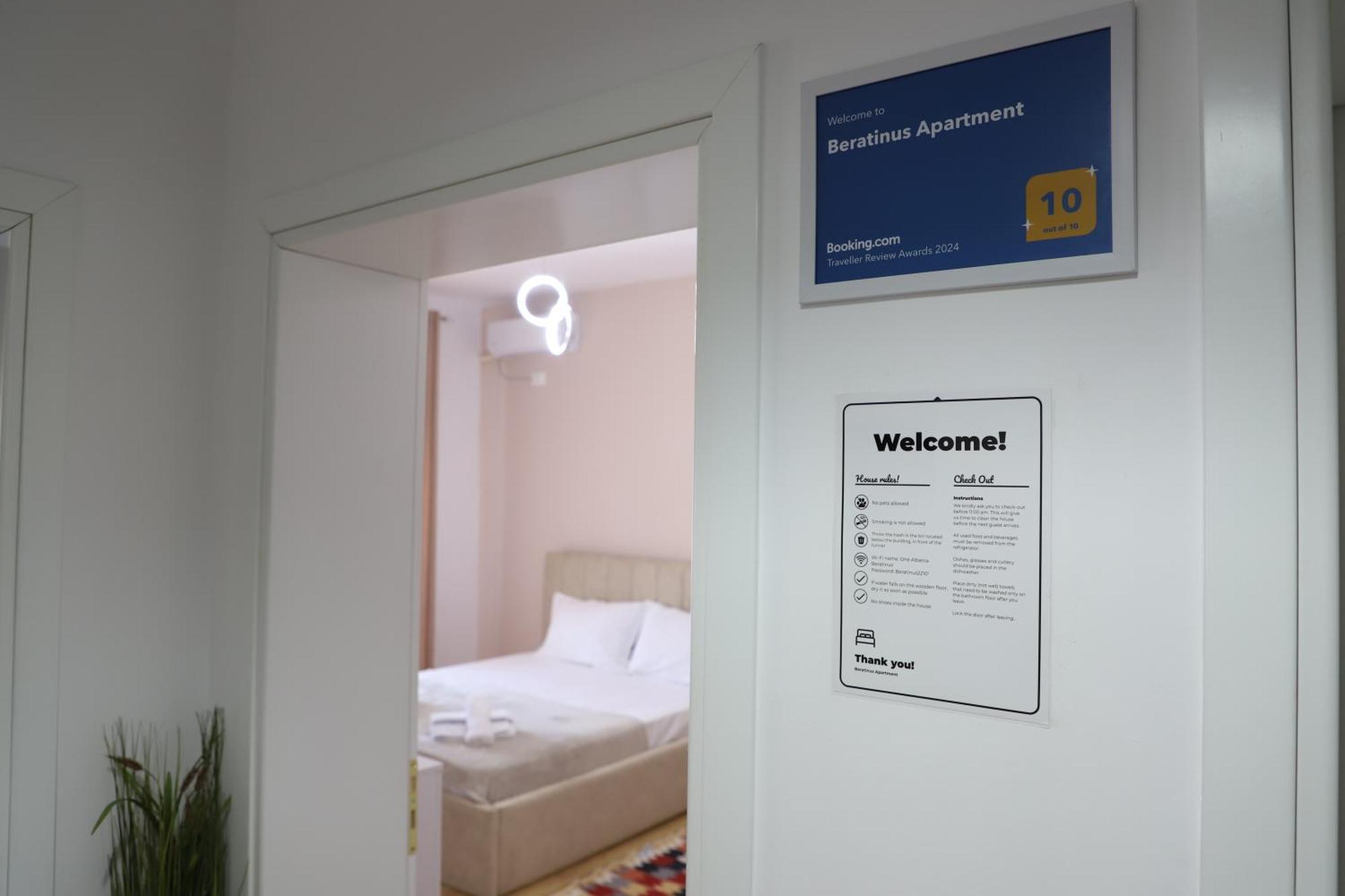 Beratinus Apartment In Berat Center Eksteriør billede