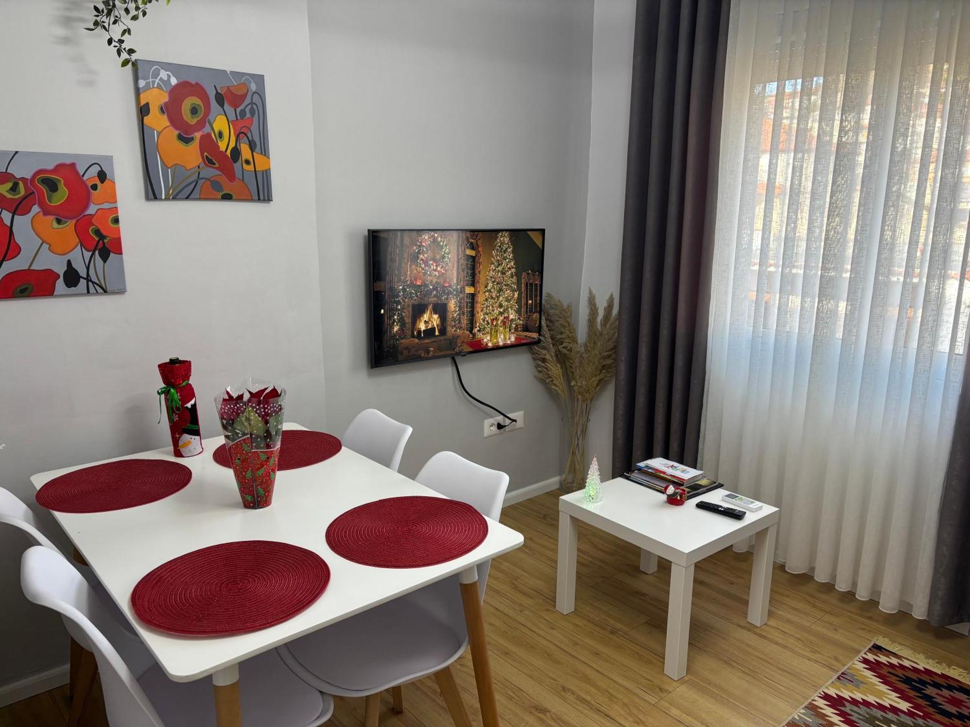 Beratinus Apartment In Berat Center Eksteriør billede