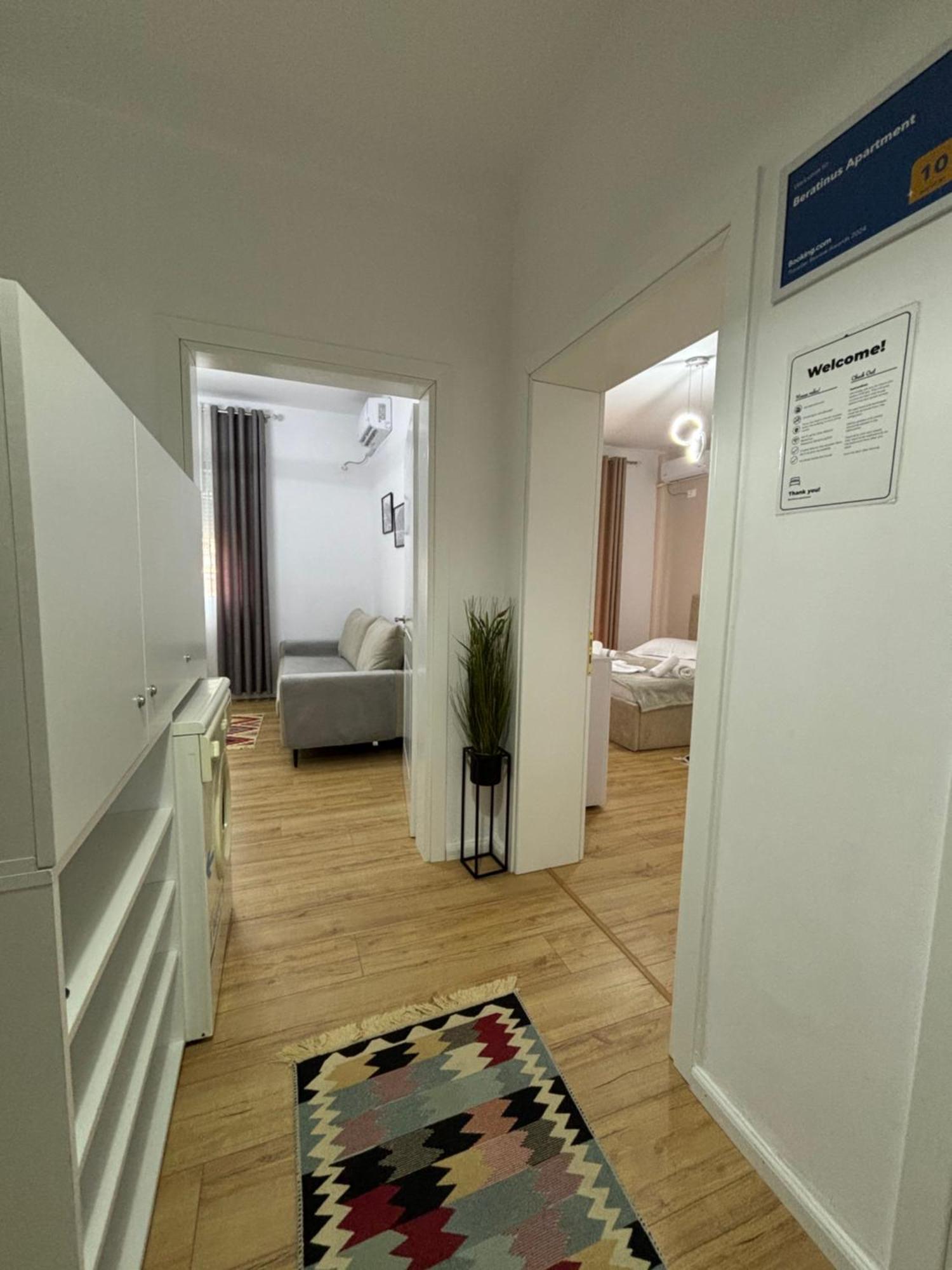 Beratinus Apartment In Berat Center Eksteriør billede